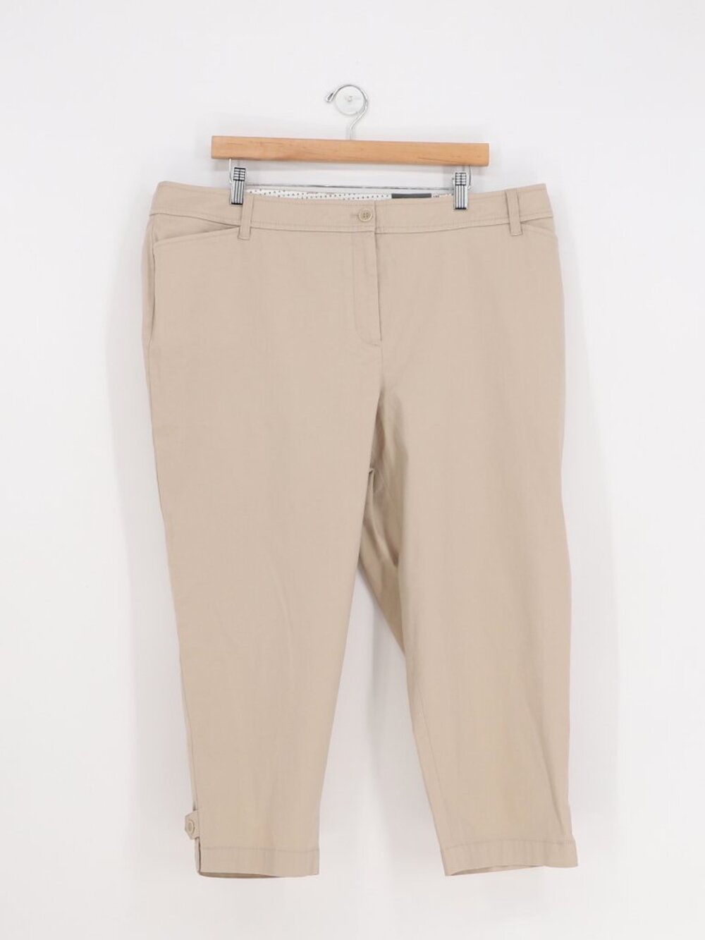 NWT TALBOTS Heritage Twill Perfect Crops in Beige Size 20Wp
